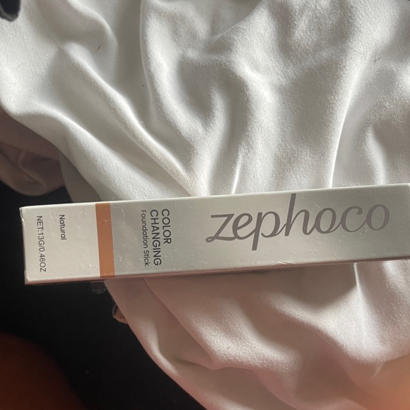 Never Been Opened Color Changing Foundation Stick - Natural - Picture 1 of 1